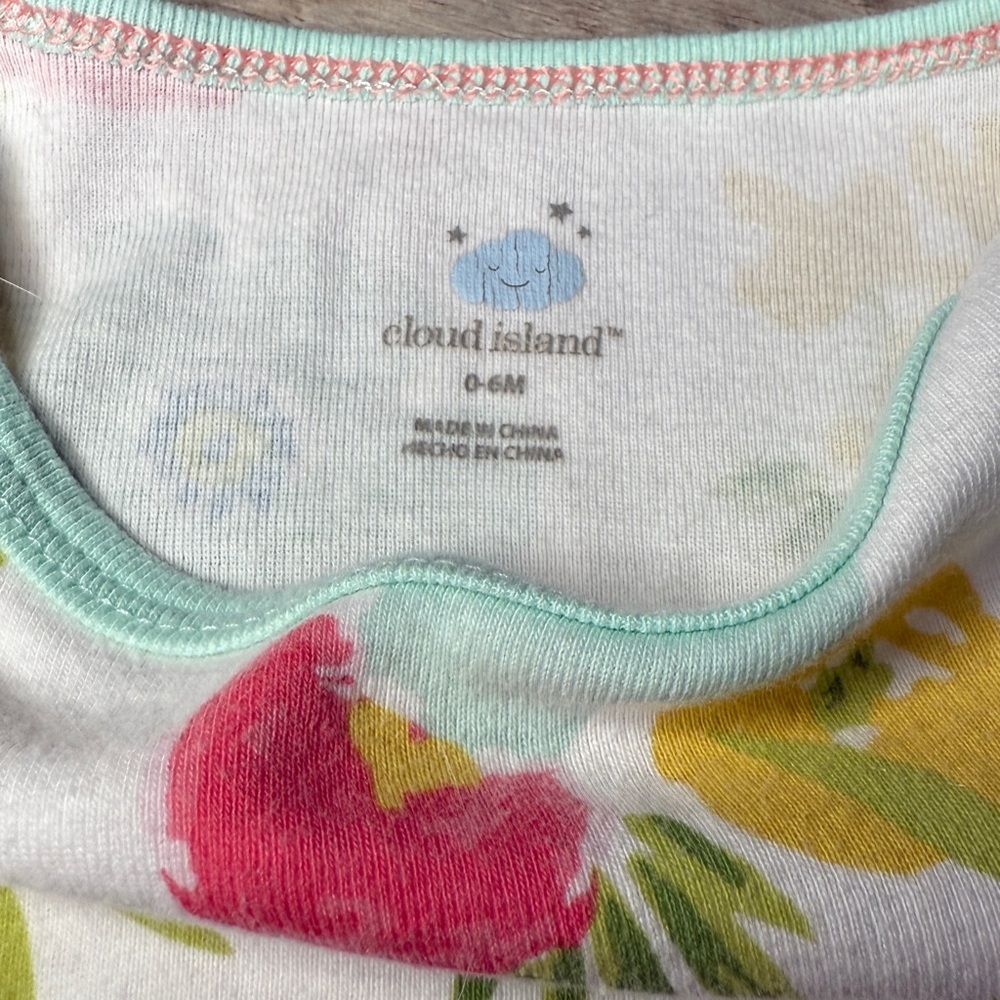 Two Baby Gowns‎ - Picture 7 of 7